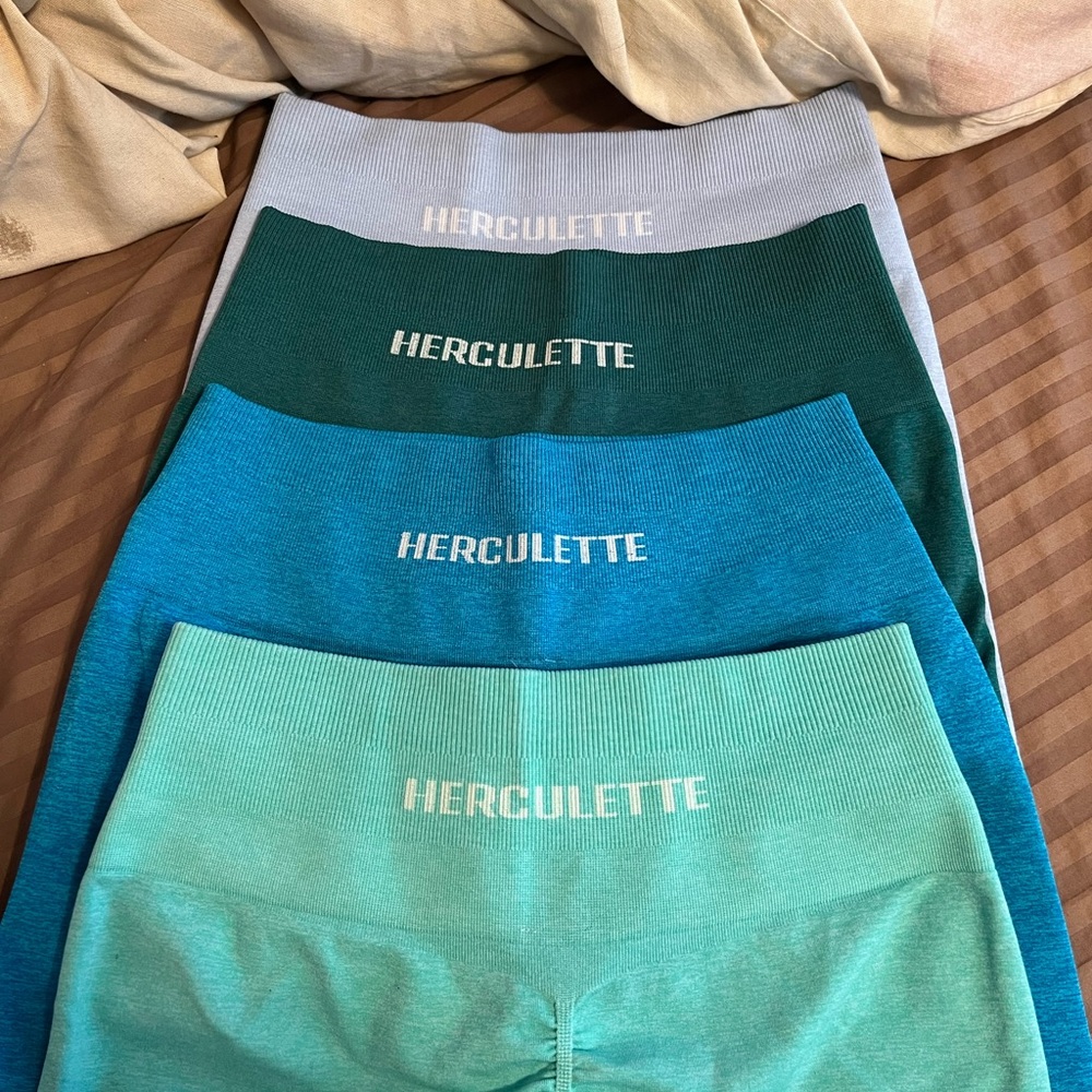 Herculette Seamless shorts Set